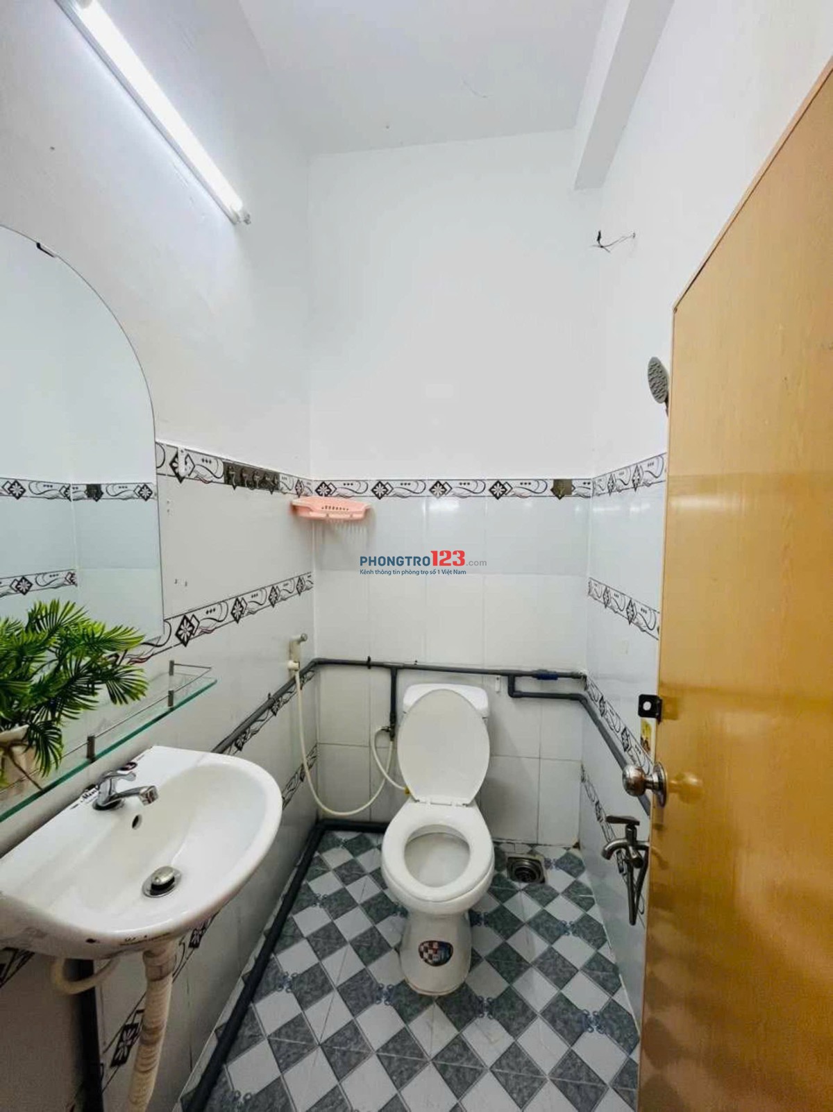 Cho thuê phòng trọ có gác Thành Thái Quận 10 gần ĐH Bách Khoa – Kinh Tế – Y Dược