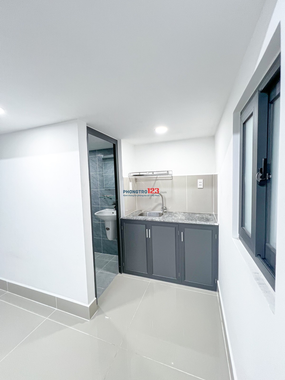 PHÒNG MỚI XÂY GẦN NTTU, CĐ ĐIỆN LỰC