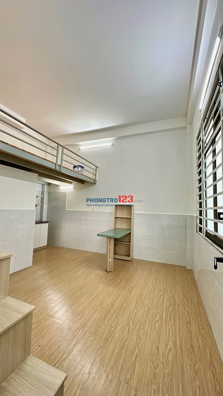 Cho Thuê Căn Hộ Duplex, KV Tân Bình, Gần Chợ Hoàng Hoa Thám