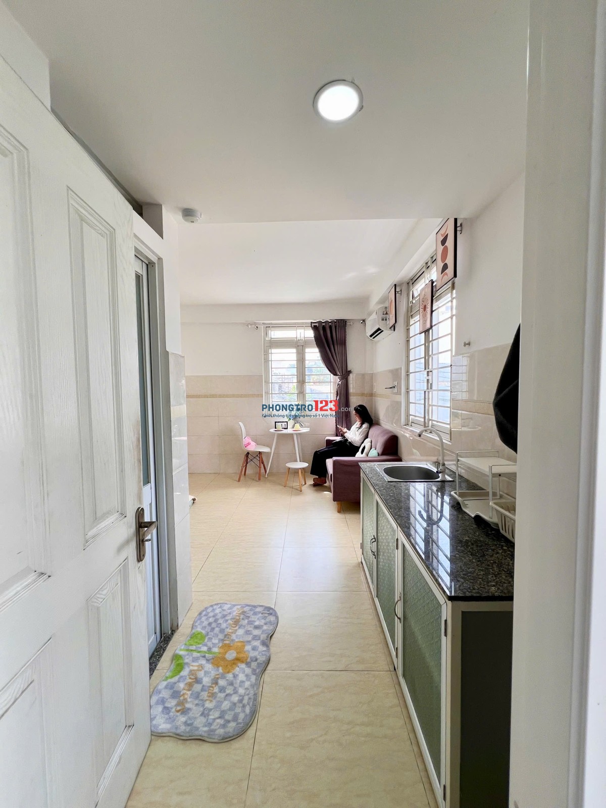 cho thuê phòng trọ có cửa sổ đón nắng full nội thất tiện di chuyển nhiều khu vực