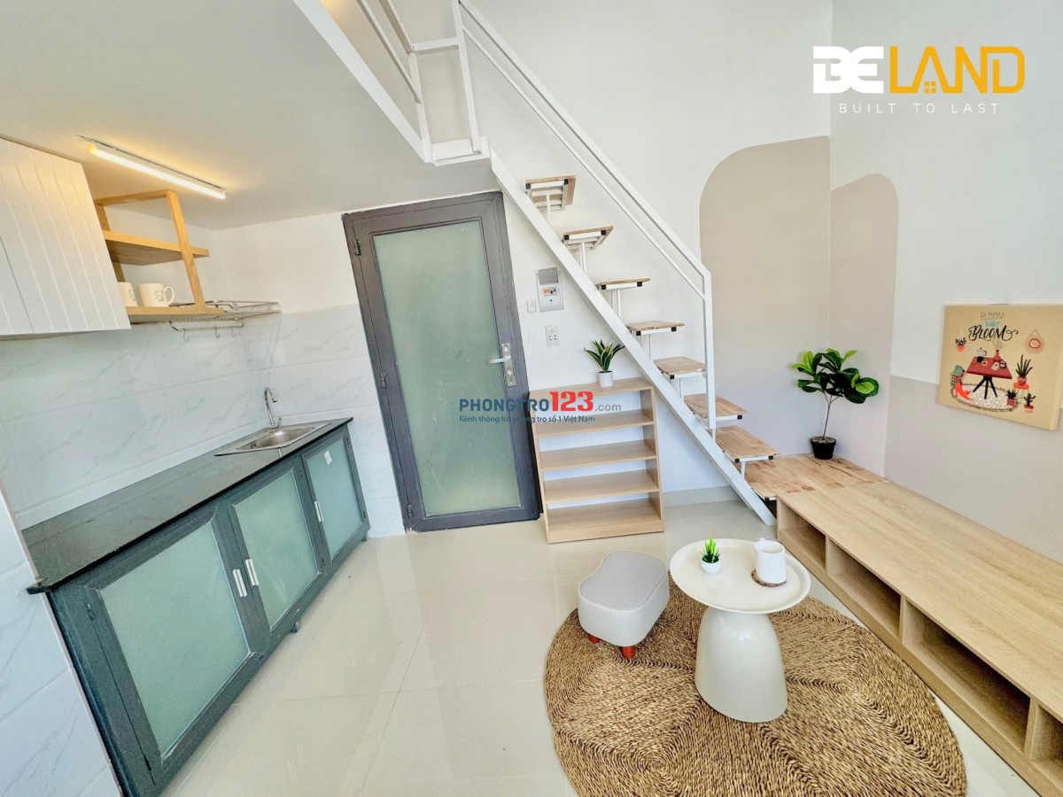 Duplex Cửa Sổ Lớn Thoáng, Thang Máy Hầm Xe Rộng, Bảo Vệ 24/7