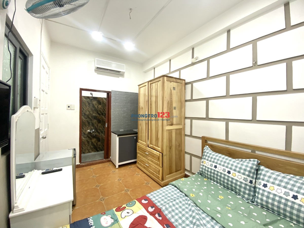 PHÒNG ĐẸP FULL NT KO CHUNG CHỦ NGAY VÕ VĂN TẦN GẦN ĐH MỞ