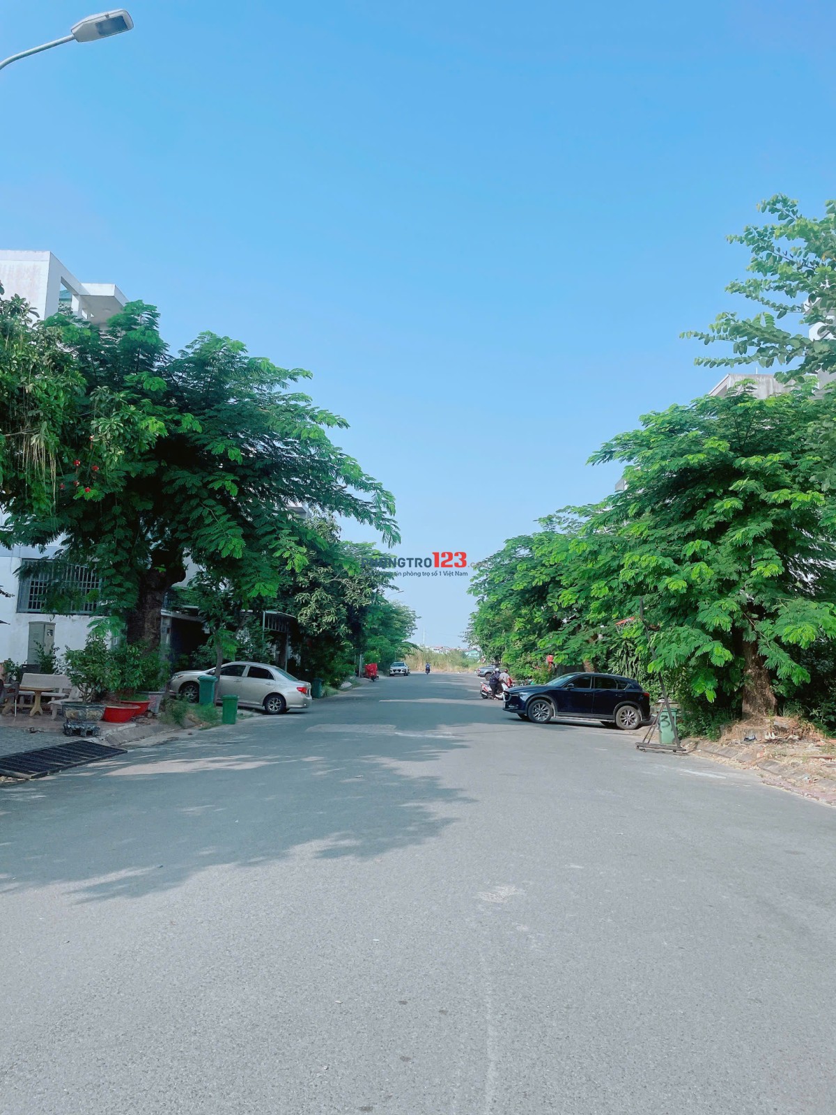 Tôi cần cho thuê Căn Biệt Thự - 200m2 - 4PN - 5WC ở KDC 13E giá 20 Tr/th