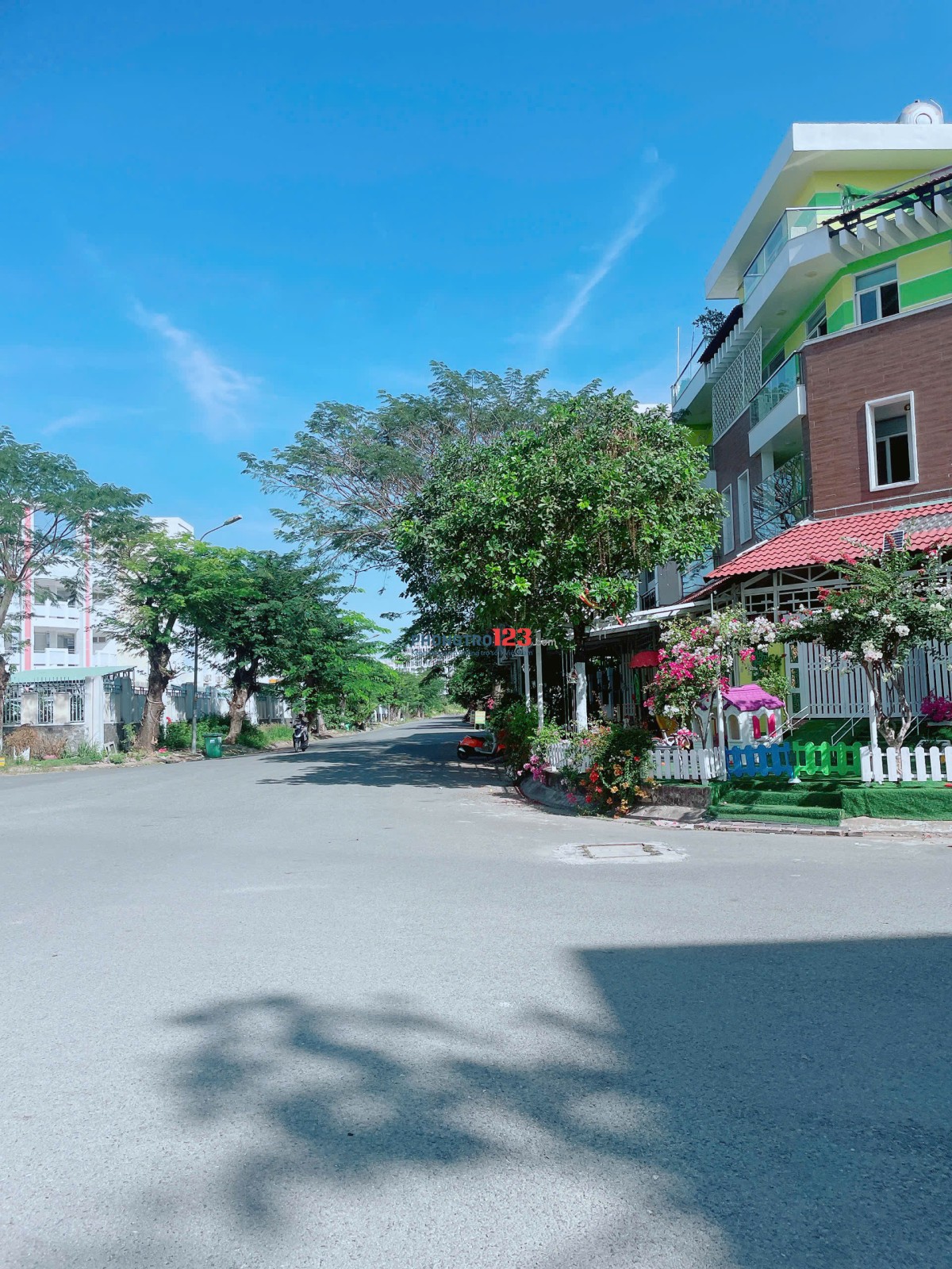 Tôi cần cho thuê Căn Biệt Thự - 200m2 - 4PN - 5WC ở KDC 13E giá 20 Tr/th