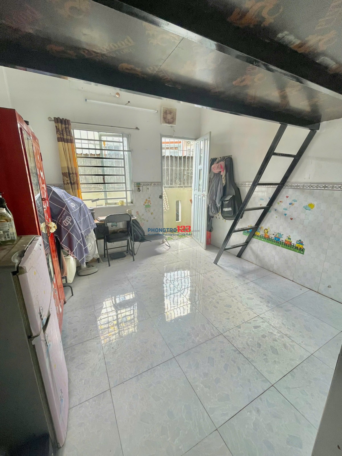 PASS PHÒNG TRỌ RỘNG 30M2 CÓ GÁC