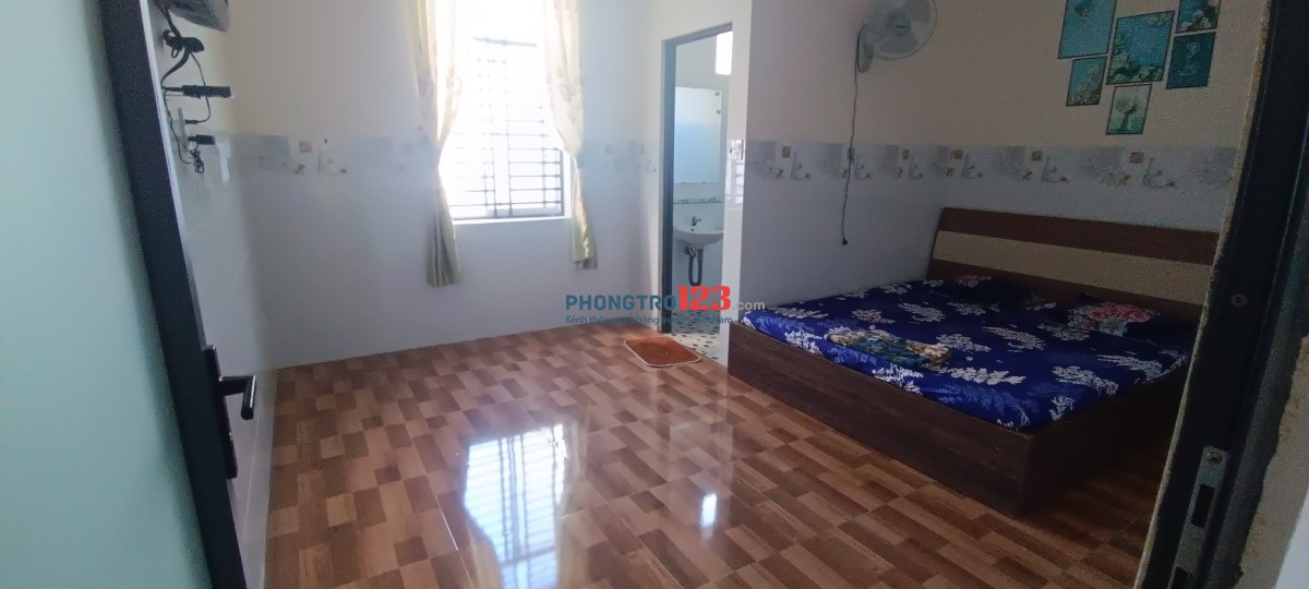 Phòng trọ đầy đủ tiện nghi, vị trí đắc địa, mặt tiền không ngập