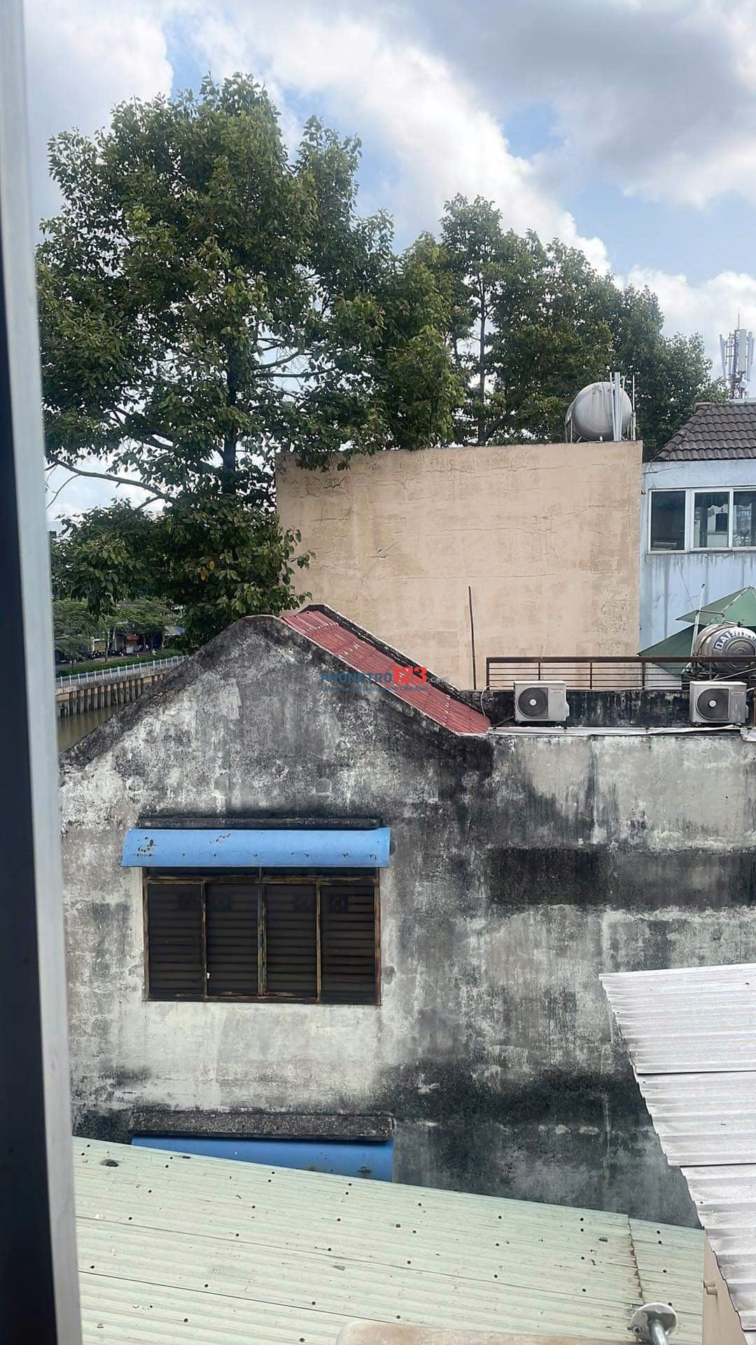 CHDV FULL NỘI THẤT, GẦN UEH, UAH, USSH, FTU2. CỬA SỔ/ BAN CÔNG ĐÓN NẮNG