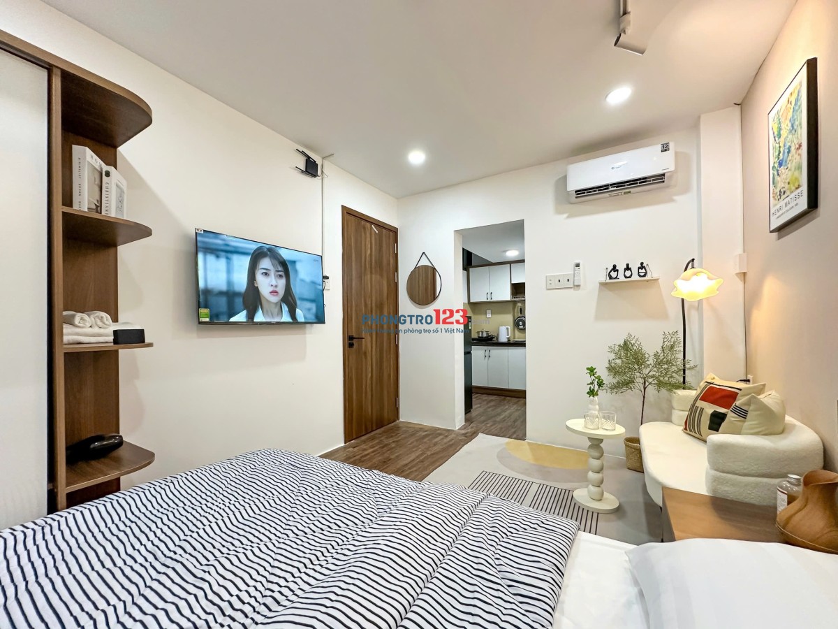 Phòng trống full nội thất tại trung tâm Quận 5