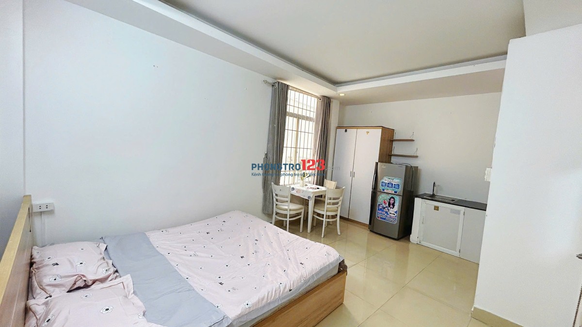 Phòng cho thuê gần ĐH Hoa Sen, Kinh Tế, Mở, ngay kênh Nhiêu Lộc - cầu Thị Nghè
