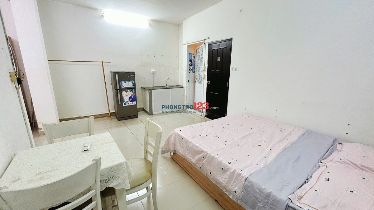 Phòng cho thuê gần ĐH Hoa Sen, Kinh Tế, Mở, ngay kênh Nhiêu Lộc - cầu Thị Nghè