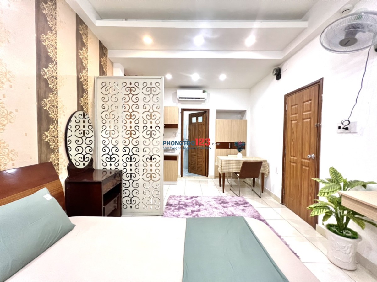 PHÒNG CAO CẤP THOÁNG MÁT MẶT TIỀN 3/2 – VIỆT NAM QUỐC TỰ
