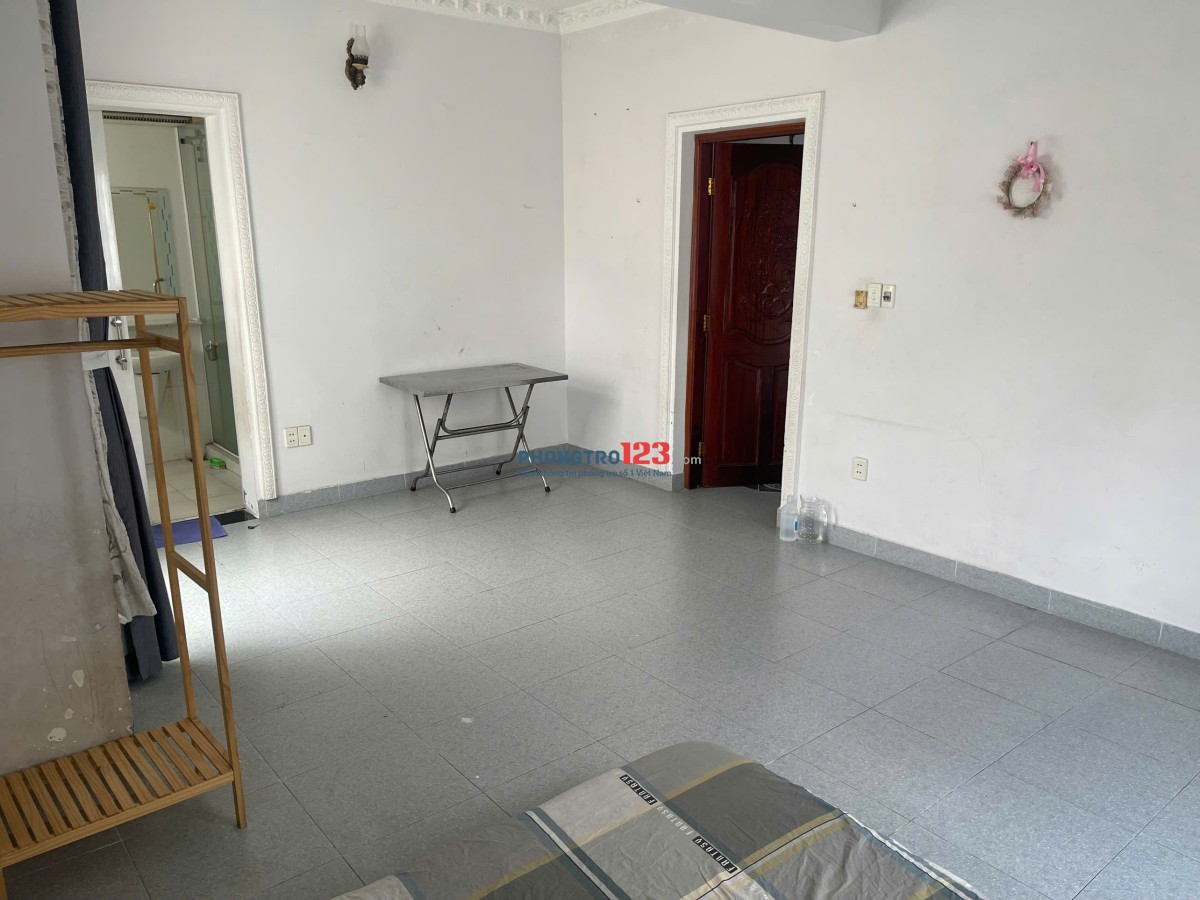 PHÒNG CAO CẤP TRONG NHÀ NGUYÊN CĂN GIÁ RẺ