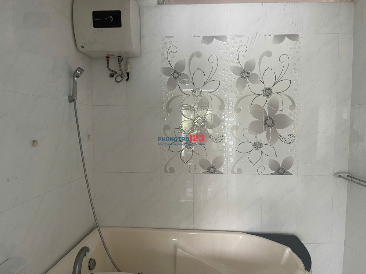 PHÒNG CAO CẤP TRONG NHÀ NGUYÊN CĂN GIÁ RẺ
