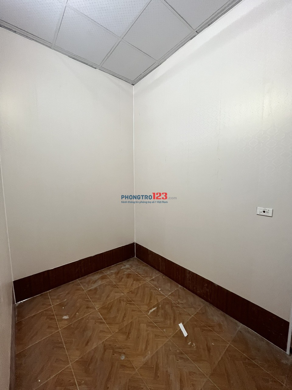 Chính chủ cho thuê nhà cấp 4 - SN 23, ngõ 281 Vĩnh Hưng , phường Vĩnh Hưng