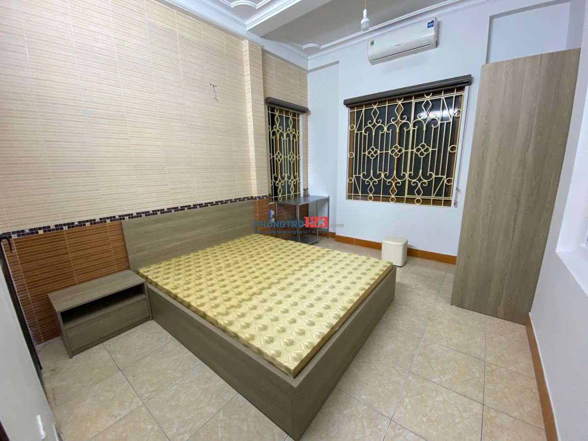 Cho thuê phòng trò khép kín 20m2 cách đại học Kinh tế quốc dân 100m