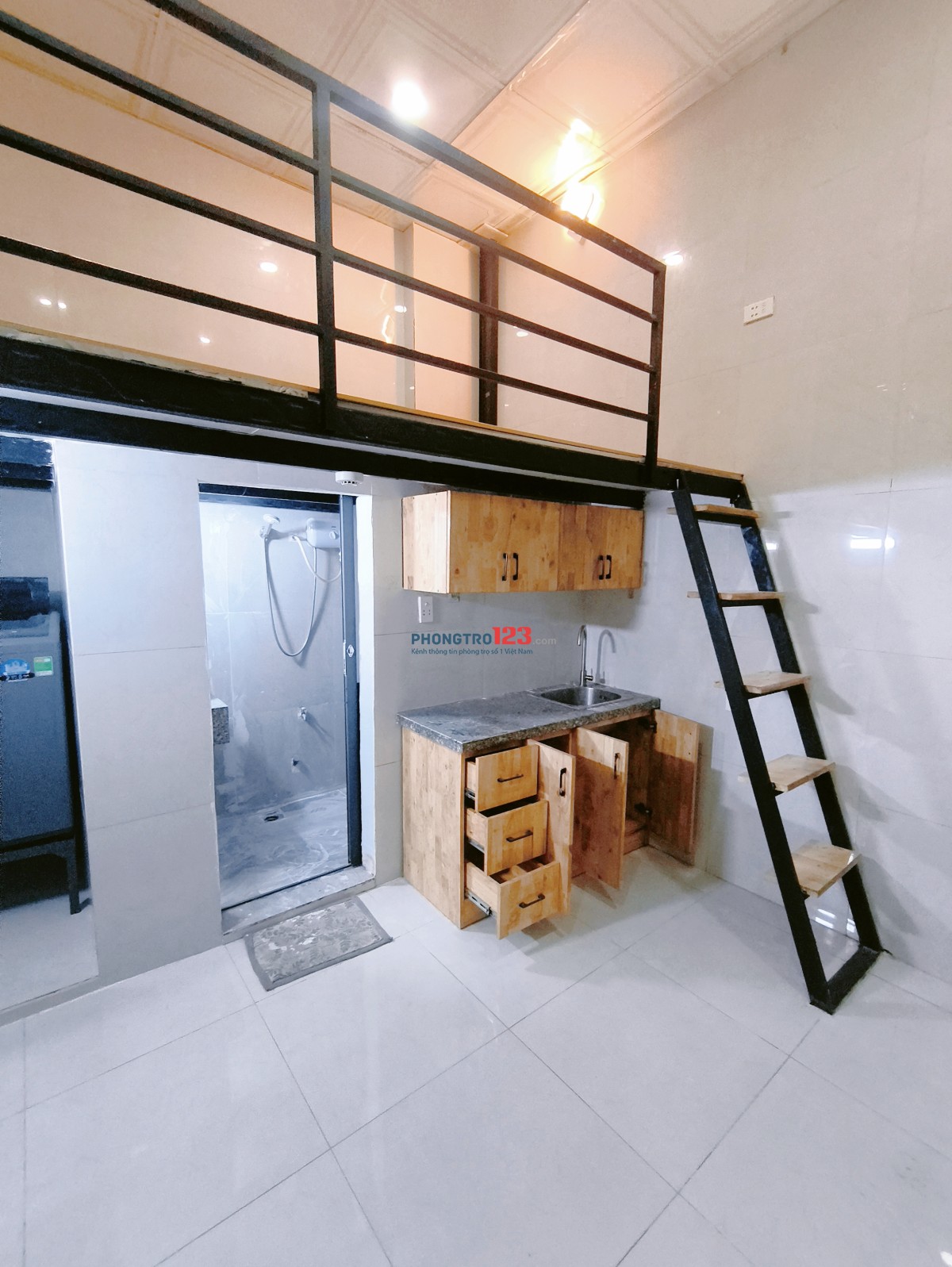 Phòng Có Gác Máy Lạnh Ngay Cầu Tham Lương, HUFLIT, Phan Văn Hớn, Trường Chinh, giờ giấc tự do