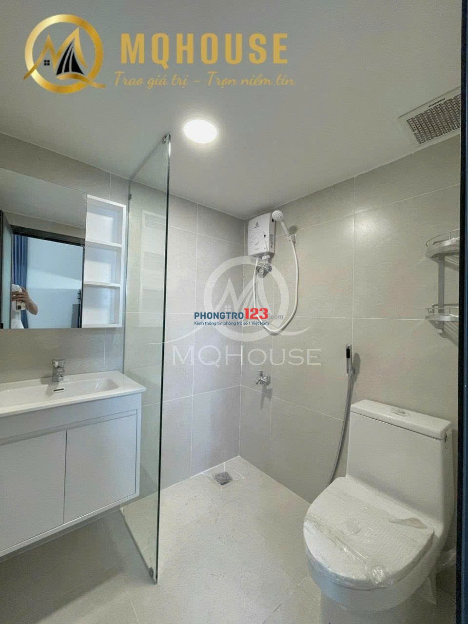 Cho Thuê Căn Hộ Studio Full Nội Thất Mới 100% – Ban Công Thoáng – Ngay Học Viện Hàng Không