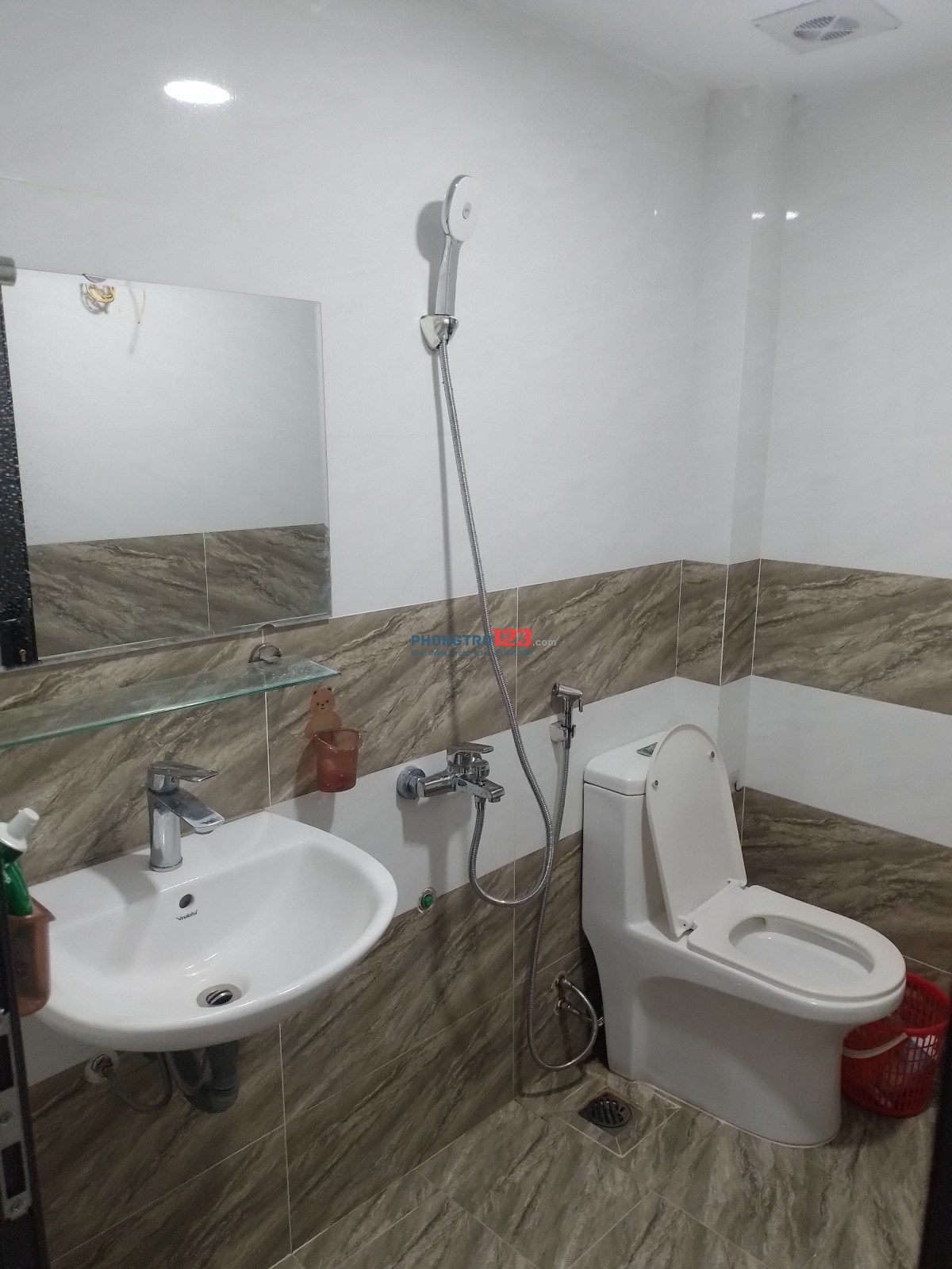 Cho sinh viên thuê nhà gần Trường Kính doanh và Công nghệ