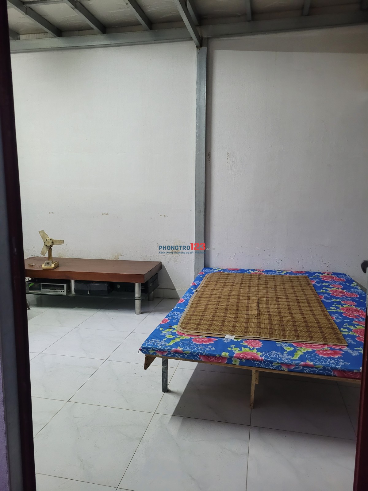 Cho thuê phòng trọ trong khuôn viên nhà