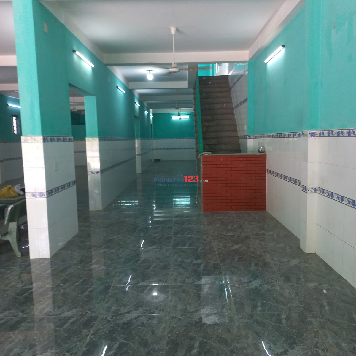 Cho thuê mặt bằng nhà xưởng 500m2 huyện Bình Chánh