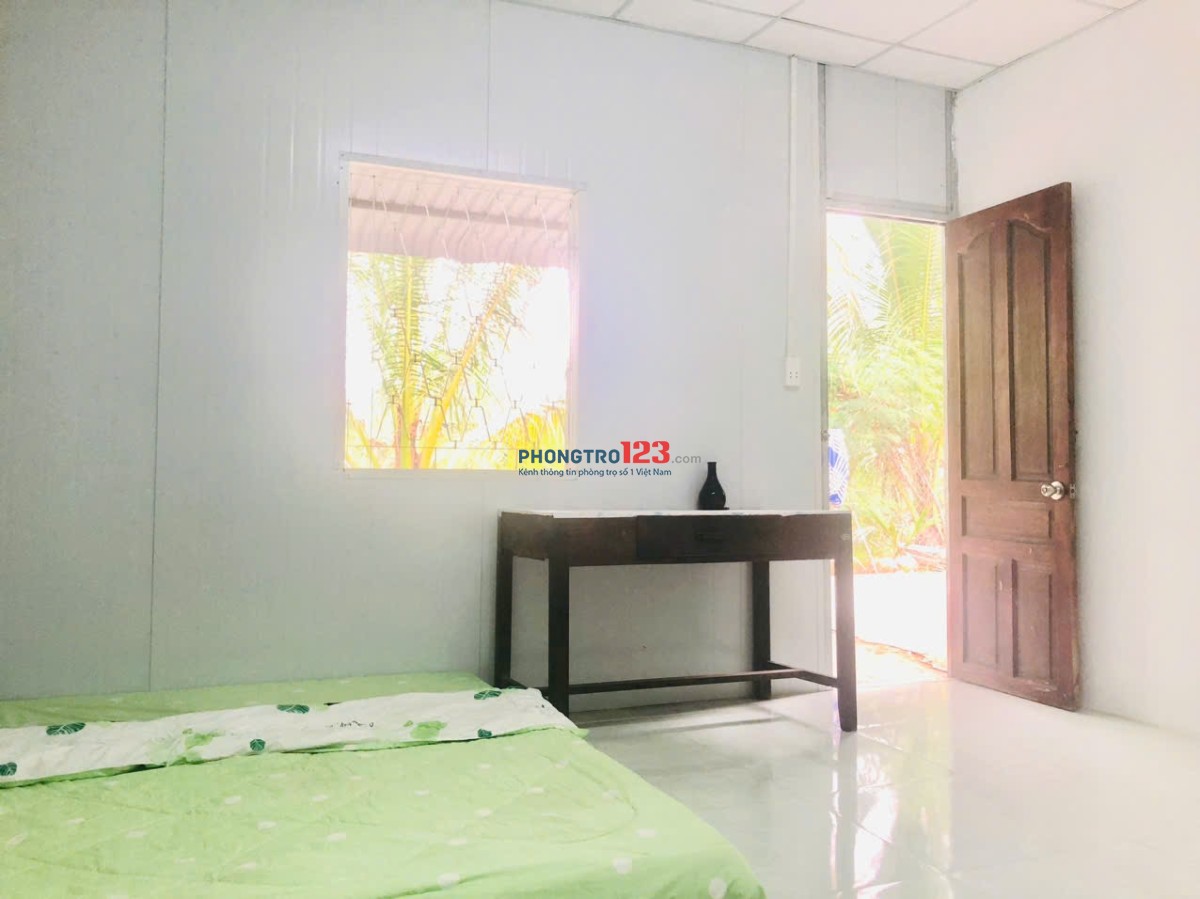 Nhà trọ homestay view ao sen cực chill, có nội thất gần bxe bus Hưng Long