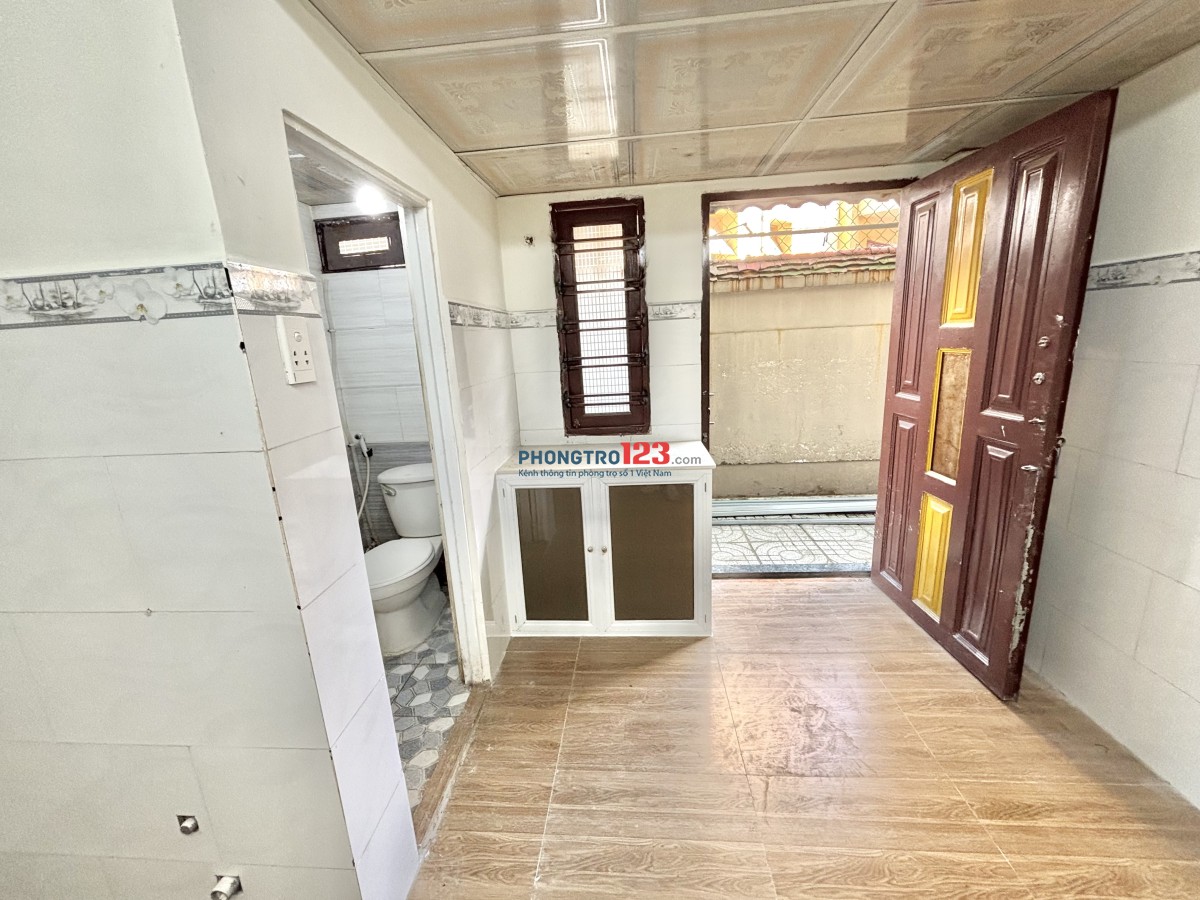 PHÒNG TRỌ MỚI XÂY GIÁ RẺ SẴN MÁY LẠNH GẦN CHỢ THẠCH ĐÀ