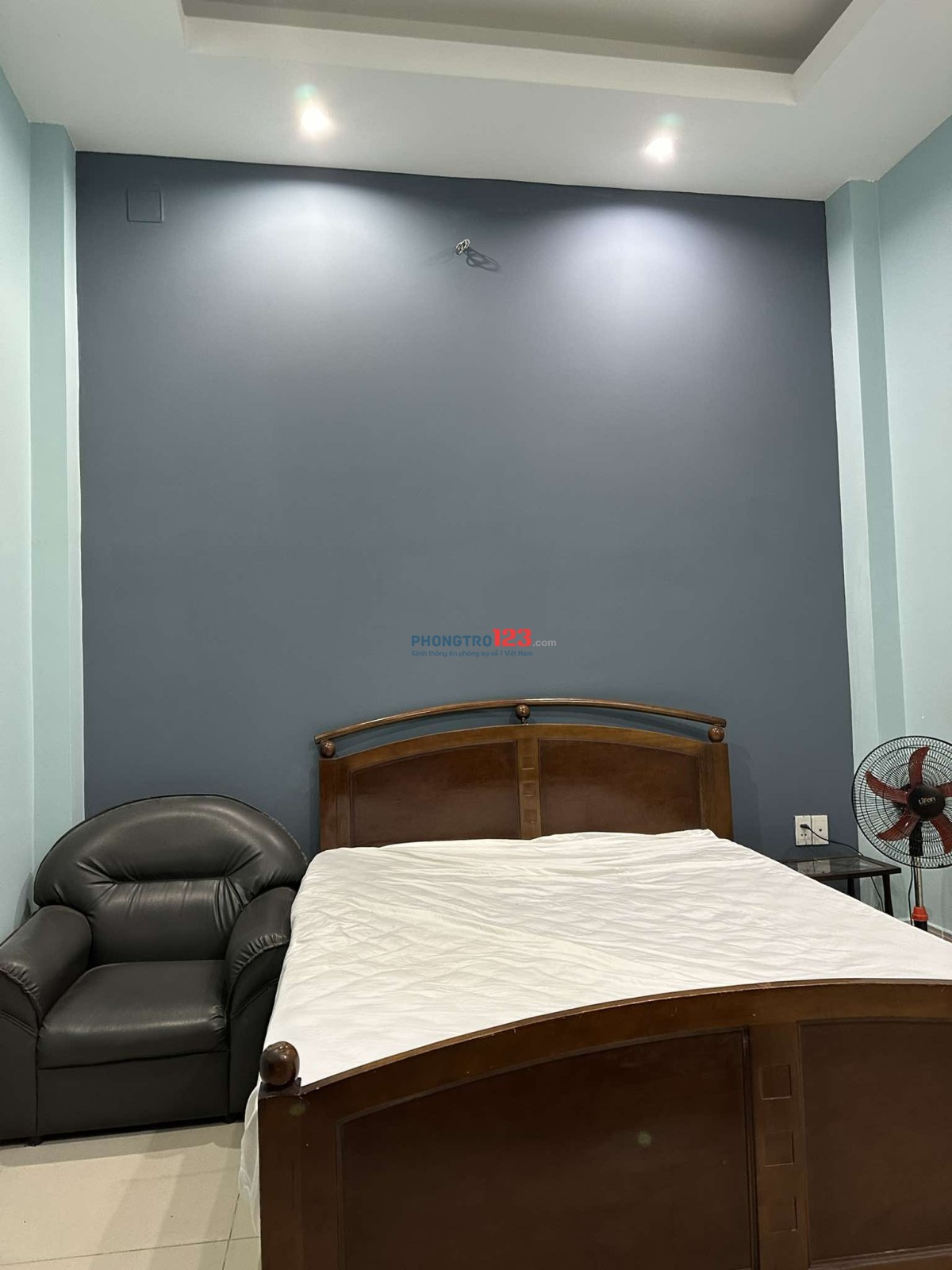 Cần cho thuê phòng trọ ở đường Phan Xích Long Quận Phú Nhuận