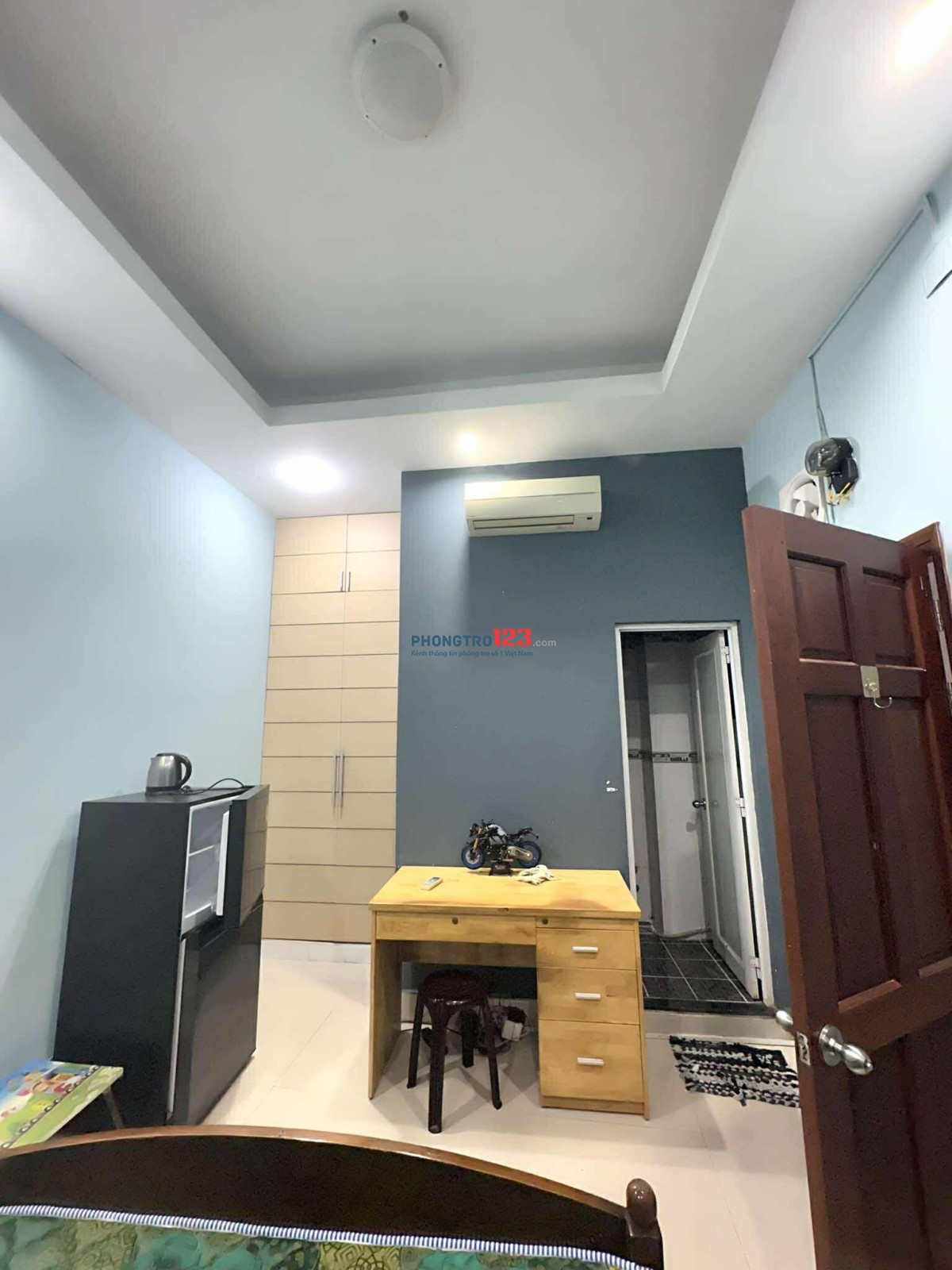 Cần cho thuê phòng trọ ở đường Phan Xích Long Quận Phú Nhuận