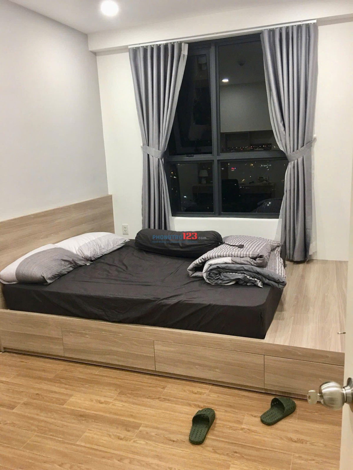 Chung cư Carillon 5, Lũy bán Bích, Tân Phú: 72m2, 2p ngủ,1 2tr/th.