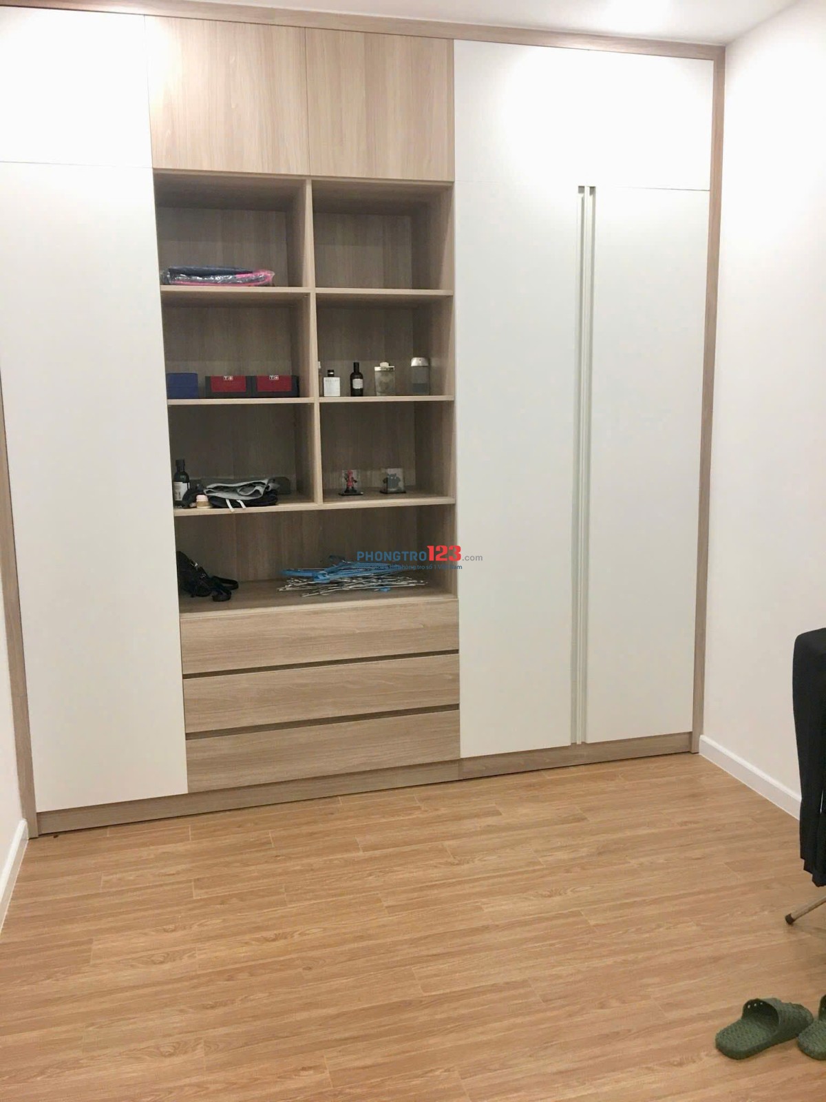 Chung cư Carillon 5, Lũy bán Bích, Tân Phú: 72m2, 2p ngủ,1 2tr/th.