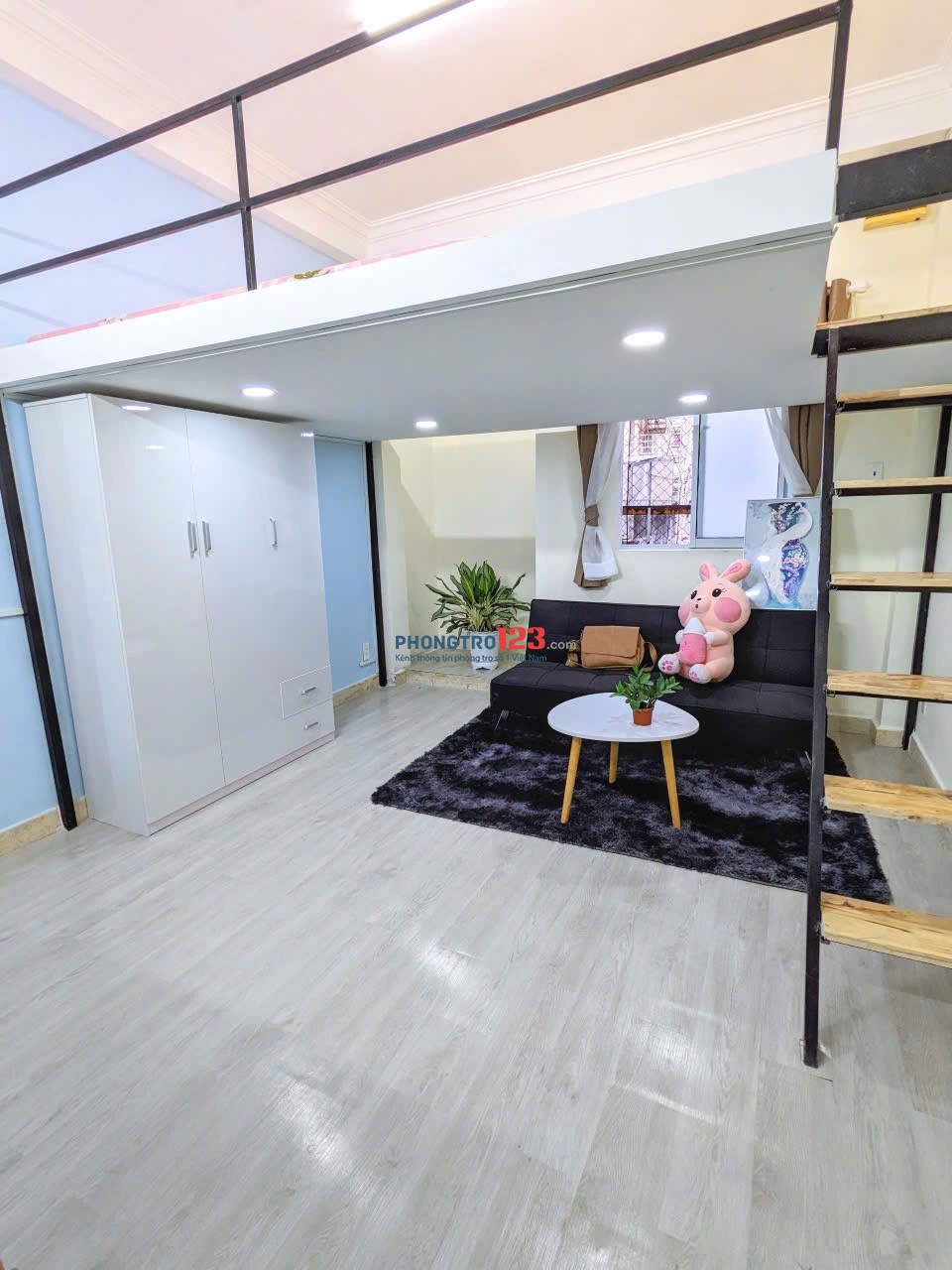 Phòng trọ giá hạt dẻ Q1 sát trường ĐH Văn Lang, ĐH Kiến trúc, ĐH KHXH&NV - Máy giặt riêng