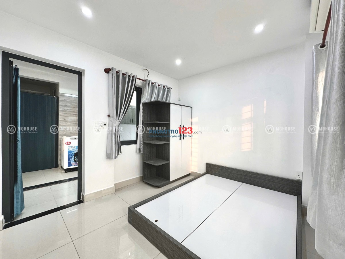 CĂN HỘ FULL NỘI THẤT CÓ BAN CÔNG THOÁNG MÁT MỚI SẠCH ĐẸP CÁCH ĐẠI HỌC VĂN HIẾN 5p ĐI XE