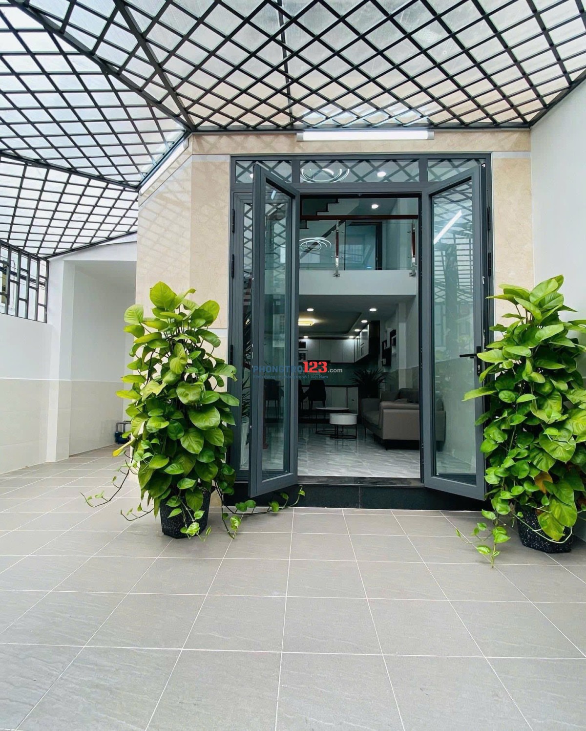 CHO THUÊ NHÀ NGUYÊN CĂN MẶT TIỀN ĐƯỜNG TRẦN BÌNH TRỌNG, P.5, BÌNH THẠNH – VỊ TRÍ ĐẮC ĐỊA – NHÀ ĐẸP