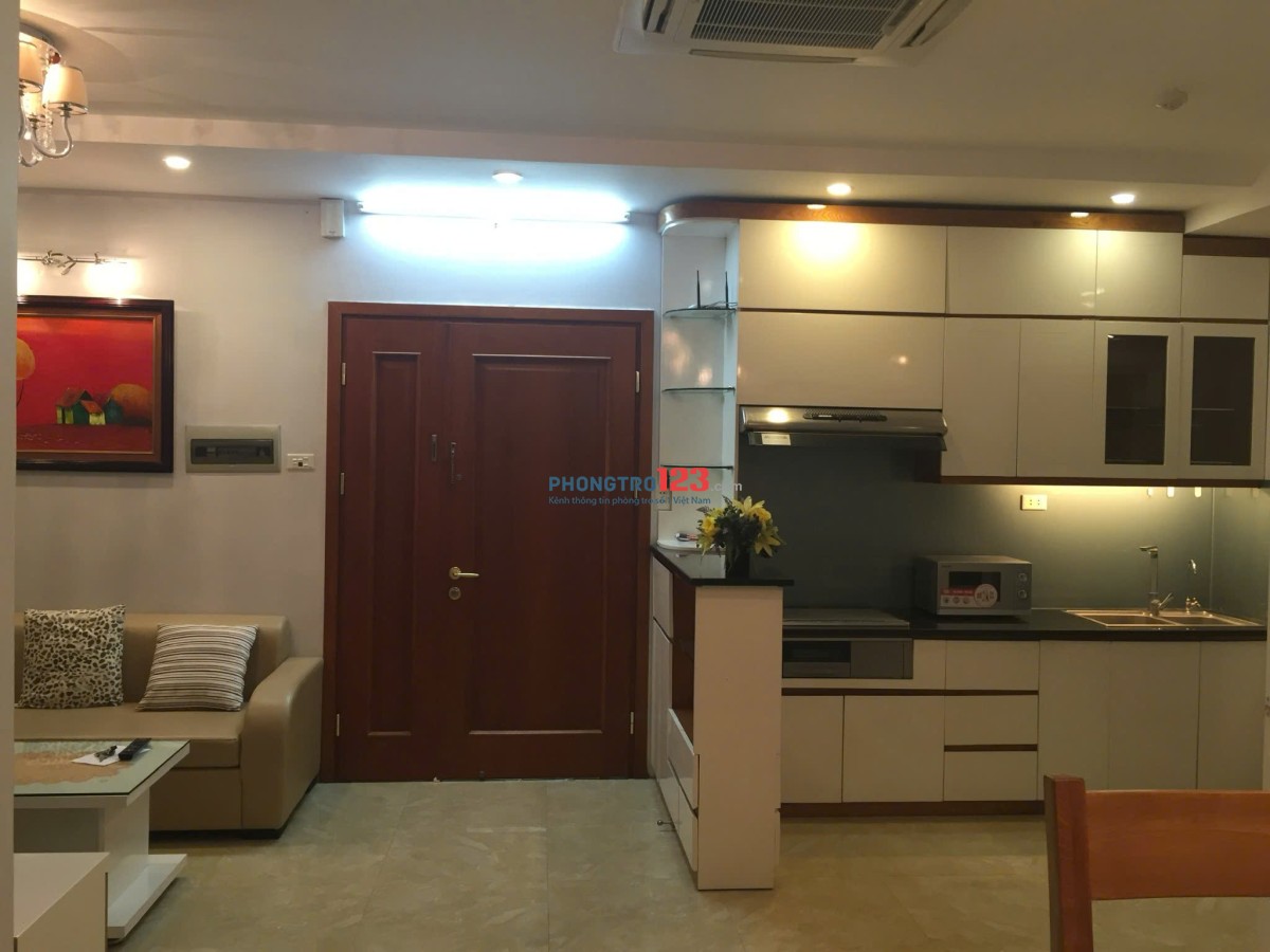 Cho thuê căn hộ 2 ngủ, 2 vệ sinh, đủ đồ xịn.