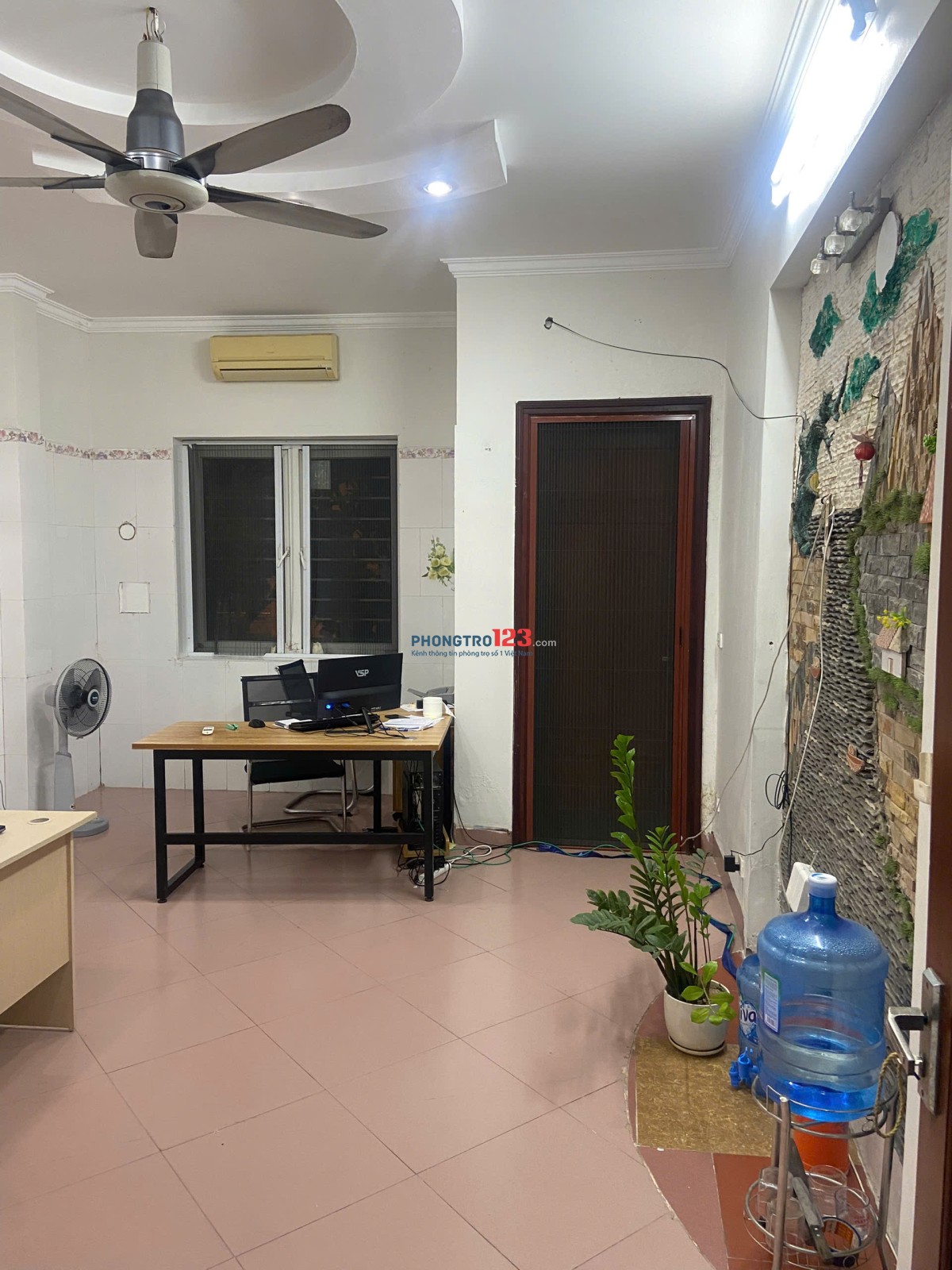 Cho thuê làm văn phòng, lớp dạy học, kho bán hàng (không ngủ lại) ở Chợ Mỗ Lao, Hà Đông