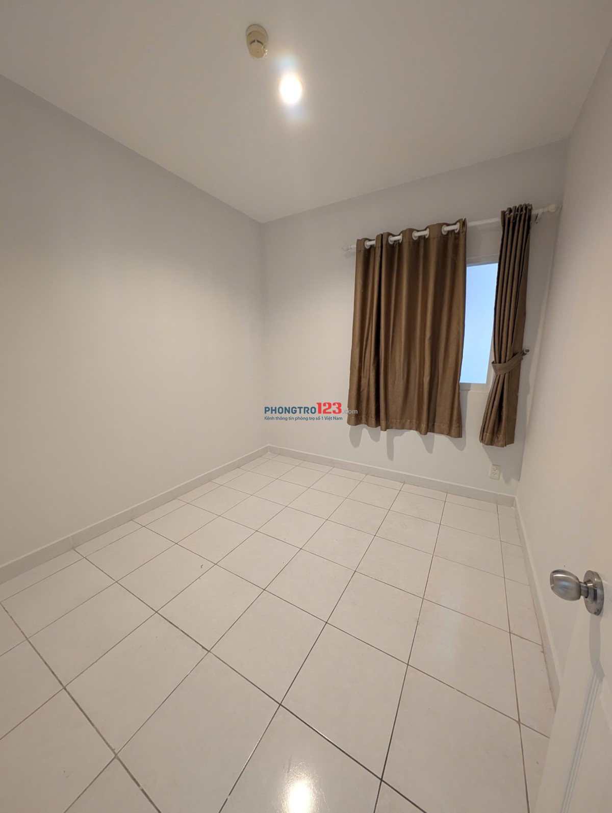 ( Cc 4s Linh Đông) Cho thuê 1 phòng cho nữ trong căn Chung cư 2pn, 2wc siêu mới
