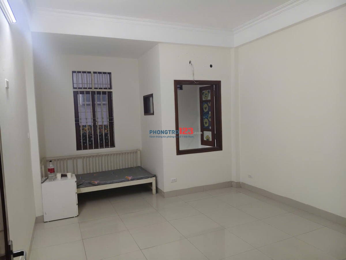 Cho thuê nhà riêng nguyên căn tại 78/23 Đức Diễn, Phường Phúc Diễn, Quận Bắc Từ Liêm, Hà Nội