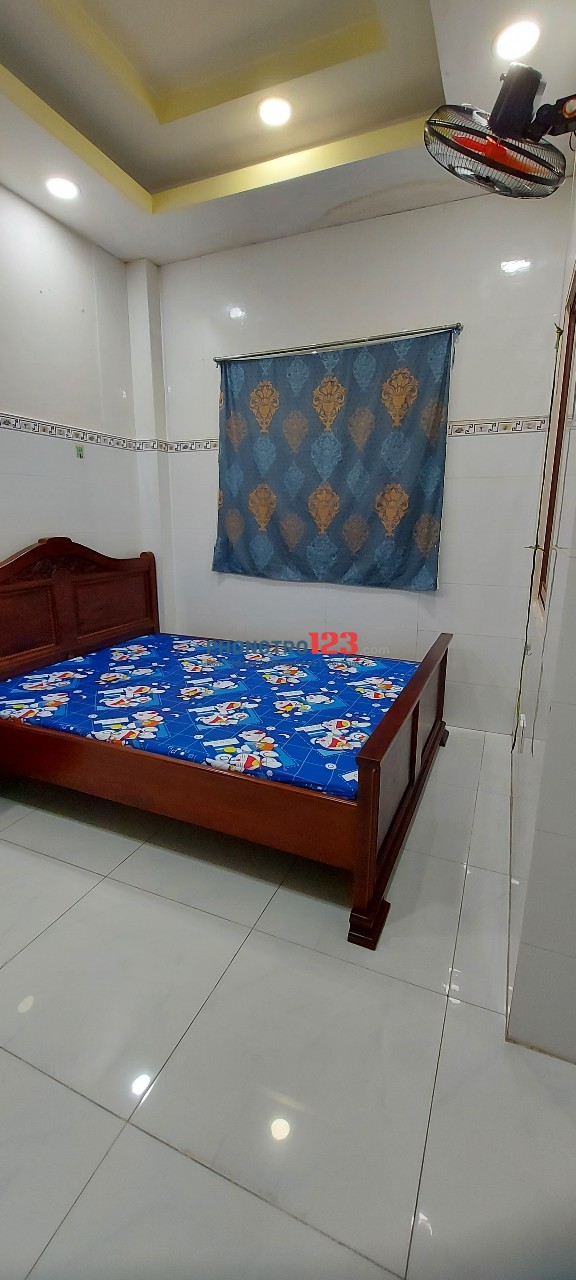 Cho thuê phòng trọ đường Nguyễn văn Quá Quận 12, Có Máy Lạnh