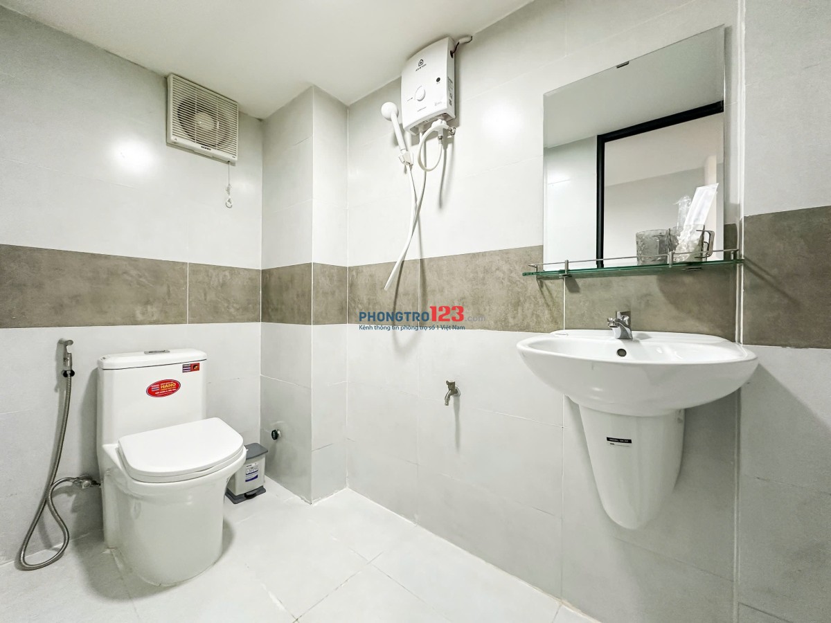 Căn hộ dịch vụ quận 5, full nội thất, tách bếp, cách trung tâm quận 1 chỉ vài phút đi xe