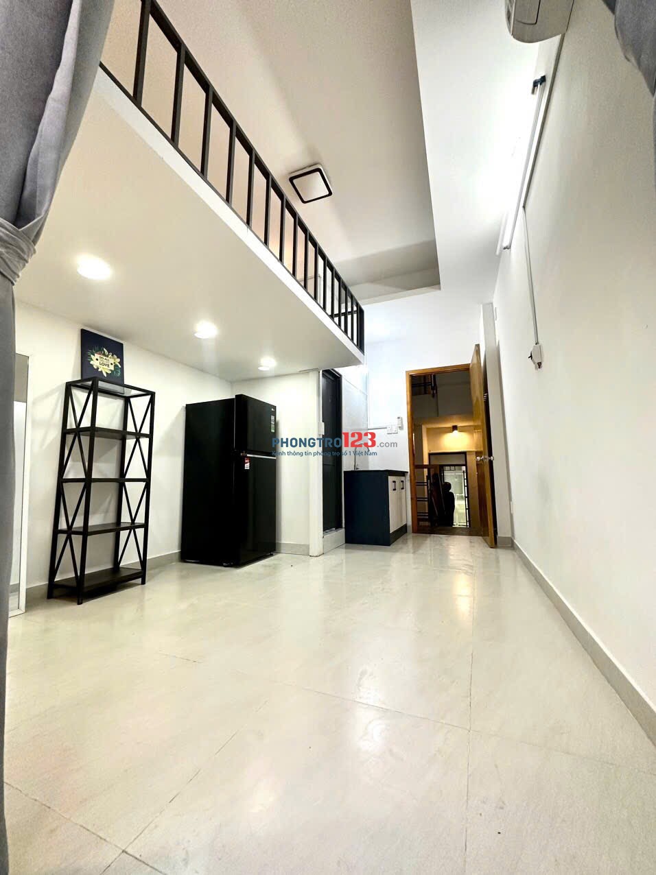Phòng Trọ Có Gác Full Nội Thất Có Ban Công Ngay Đại Học Ngoại Thương Và Giao Thông Vận Tải