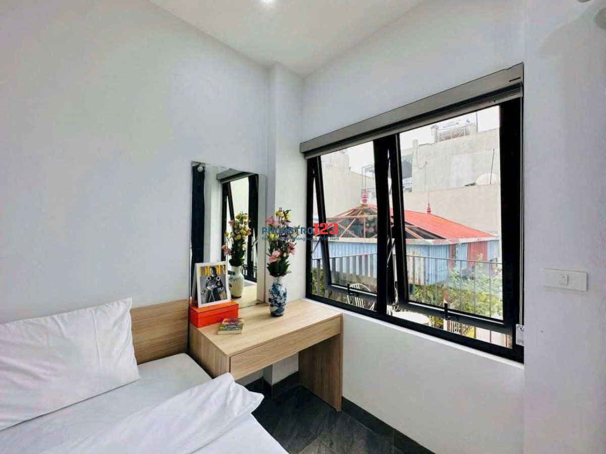 Phòng Full Nội Thất Ban Công Ngay Cầu Thị Nghè Giáp Q1