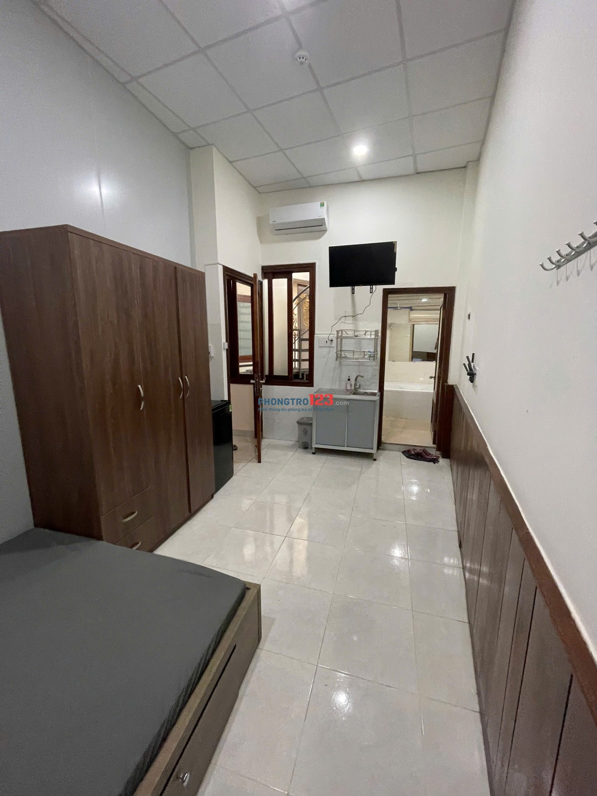 Phòng cho thuê tiện nghi, an ninh, giá rẻ nằm ngay trung tâm Bình Thạnh.