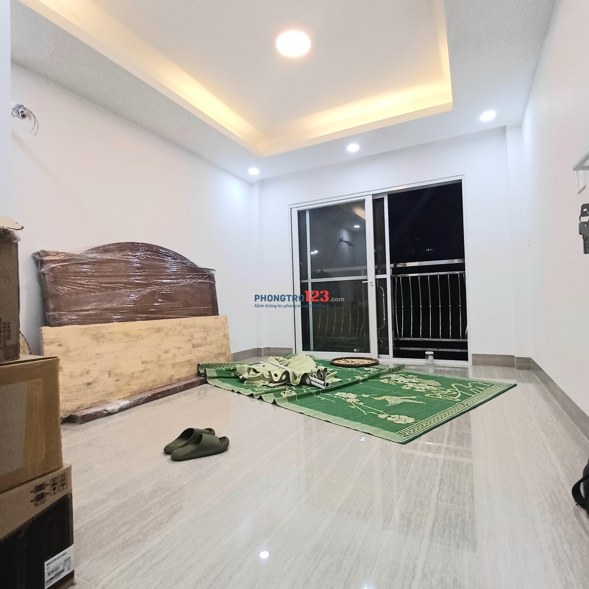 CHÍNH CHỦ CHO THUÊ CĂN HỘ 1PN TÁCH BẾP - BAN CÔNG 60M2 - NGUYỄN VĂN THƯƠNG GẦN UEF, GTVT, HUTECH