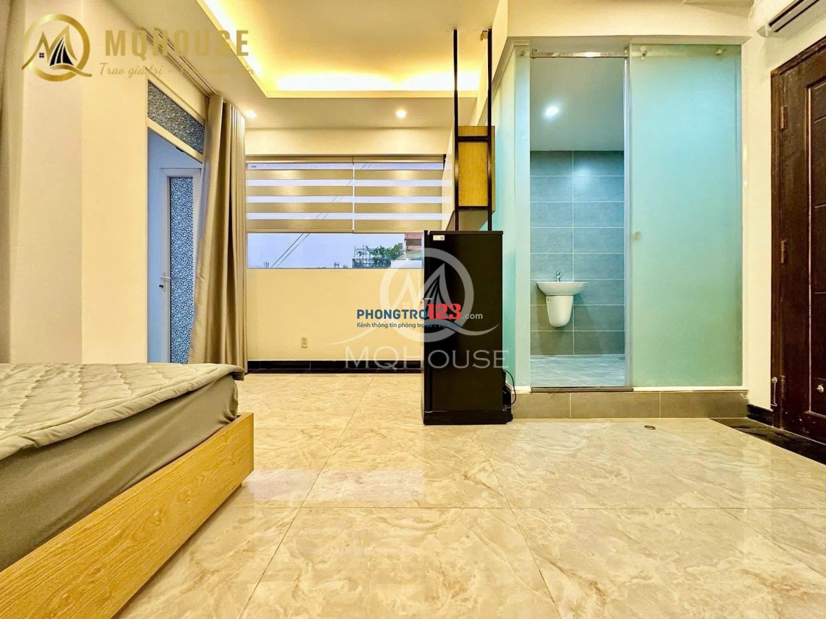 Cho thuê căn hộ studio ban công 35m2 quận 10 đường bắc hải gần UEH HUFLIT VẠN HẠNH MALL