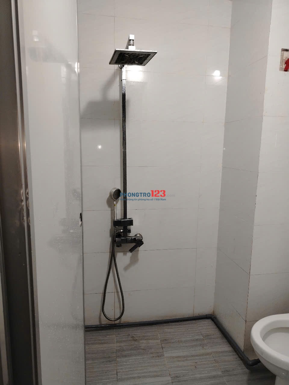 Cho thuê phòng gần vòng xoay dân chủ Lý chính thắng quận 3 gần đại học kiến trúc, đại học kinh tế