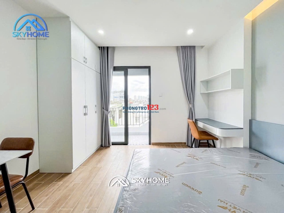 Căn hộ mới khai trương,ngay lotte Q7, ban công thoáng,gần RMIT, TĐT,NTT,UFM