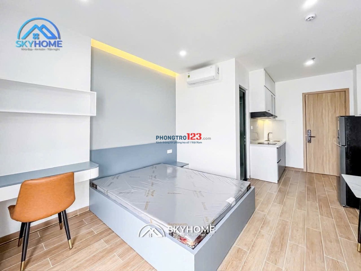 Căn hộ mới khai trương,ngay lotte Q7, ban công thoáng,gần RMIT, TĐT,NTT,UFM