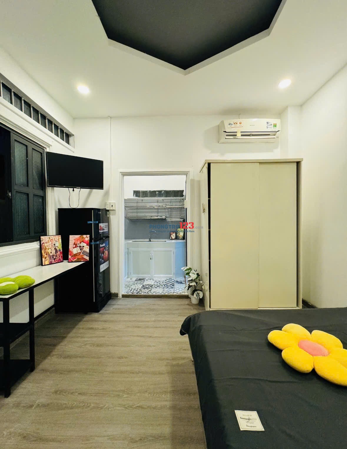 Phòng trọ rẻ đẹp Q3 - Lê Văn Sỹ - Tách bếp - 25m2 - gần ĐH Kinh tế TP.HCM (UEH), Đại học Sư phạm