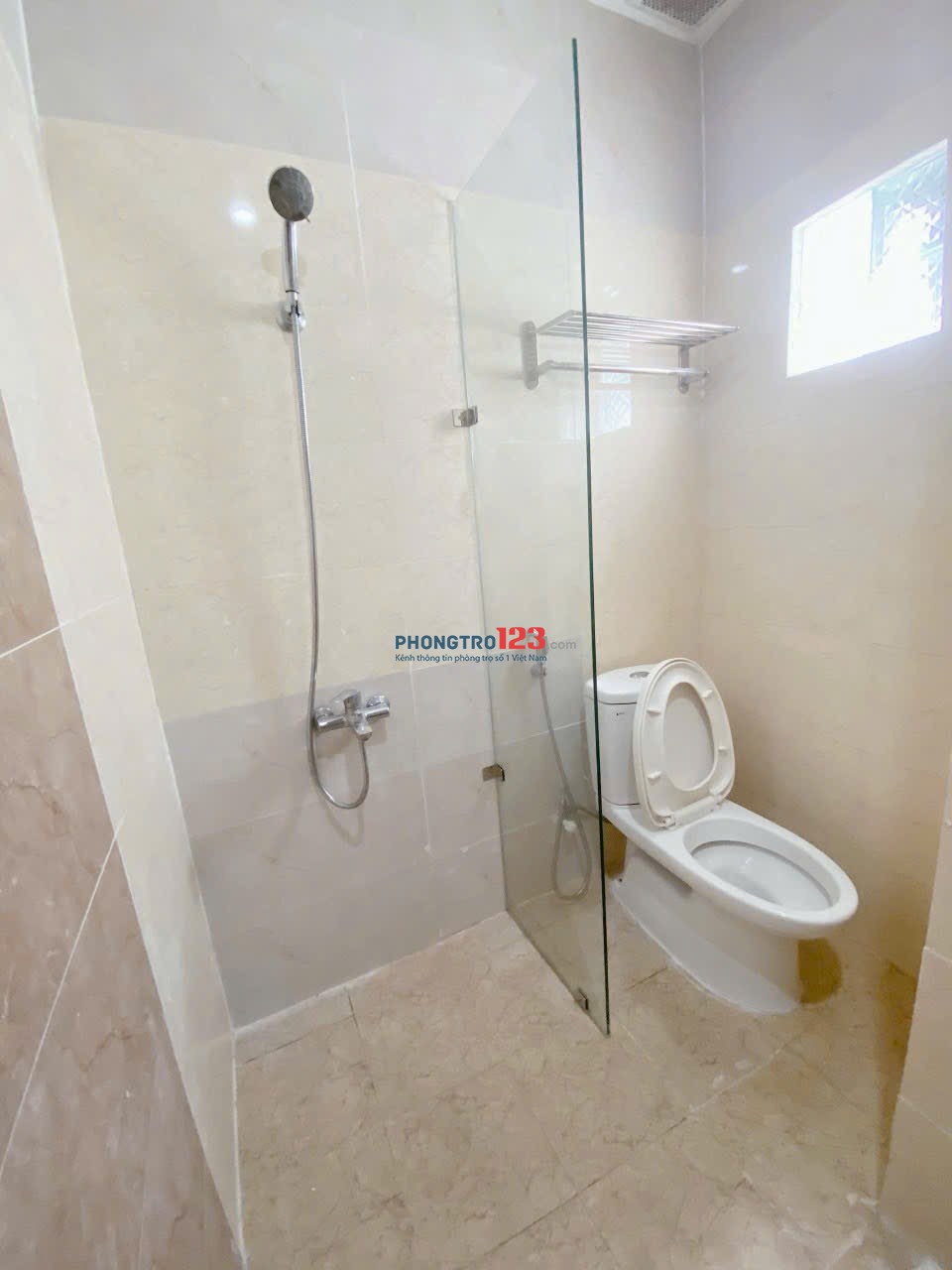 Siêu phẩm trọ giá rẻ Q1 - 1PN tách bếp, ban công, thang máy - gần Trường Đại học Khoa học Tự nhiên