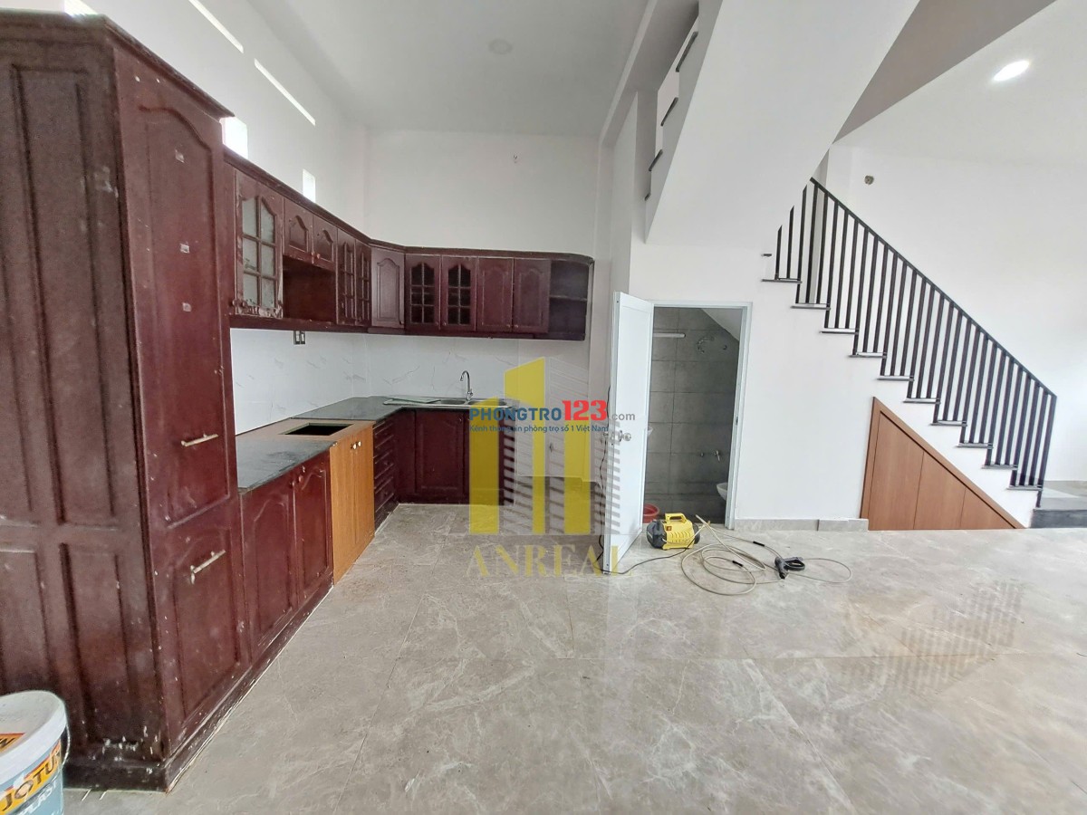 NHÀ CHO THUÊ PHƯỜNG AN PHÚ SÂN RỘNG - 2 LẦU 3 PHÒNG GIÁ 20 TRIỆU